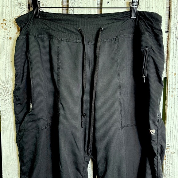 Marika Black Activewear Pants Women's XL Hiking Walking Easy Travel Lightweight - Picture 7 of 16